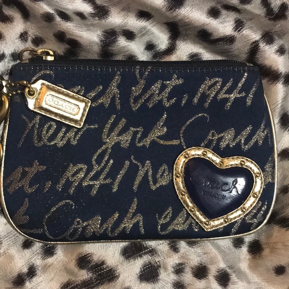 Coach wristlet - Picture 2 of 6